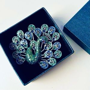 Beautiful Peacock Enamel & Glitter Peacock Silver Tone Brooch Pin Beautiful NIB